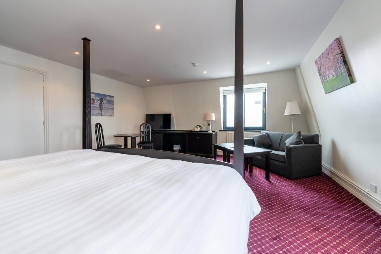 Marine Court Hotel Bangor  Exterior photo